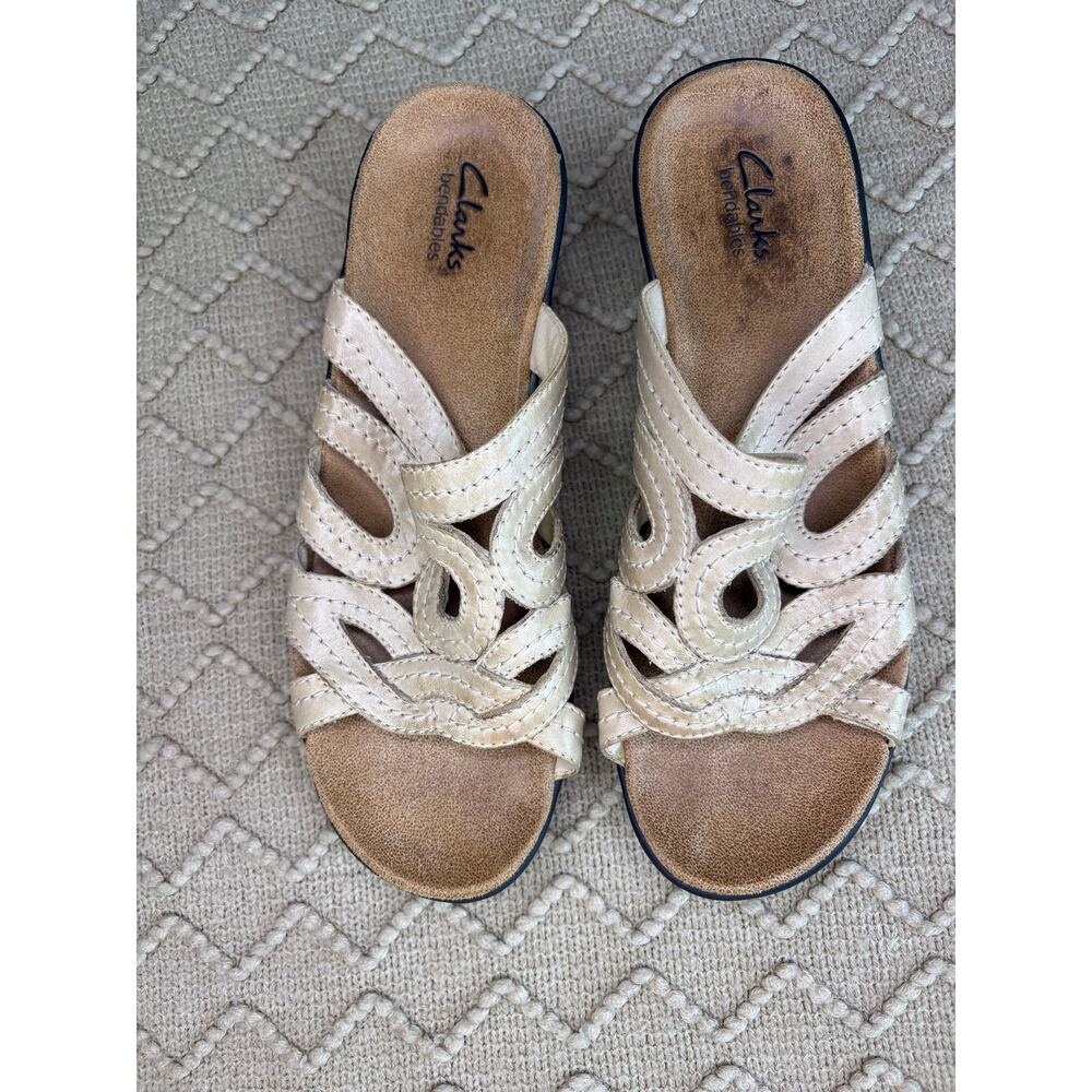 Clarks Bendables women’s 8.5 leather sandals
